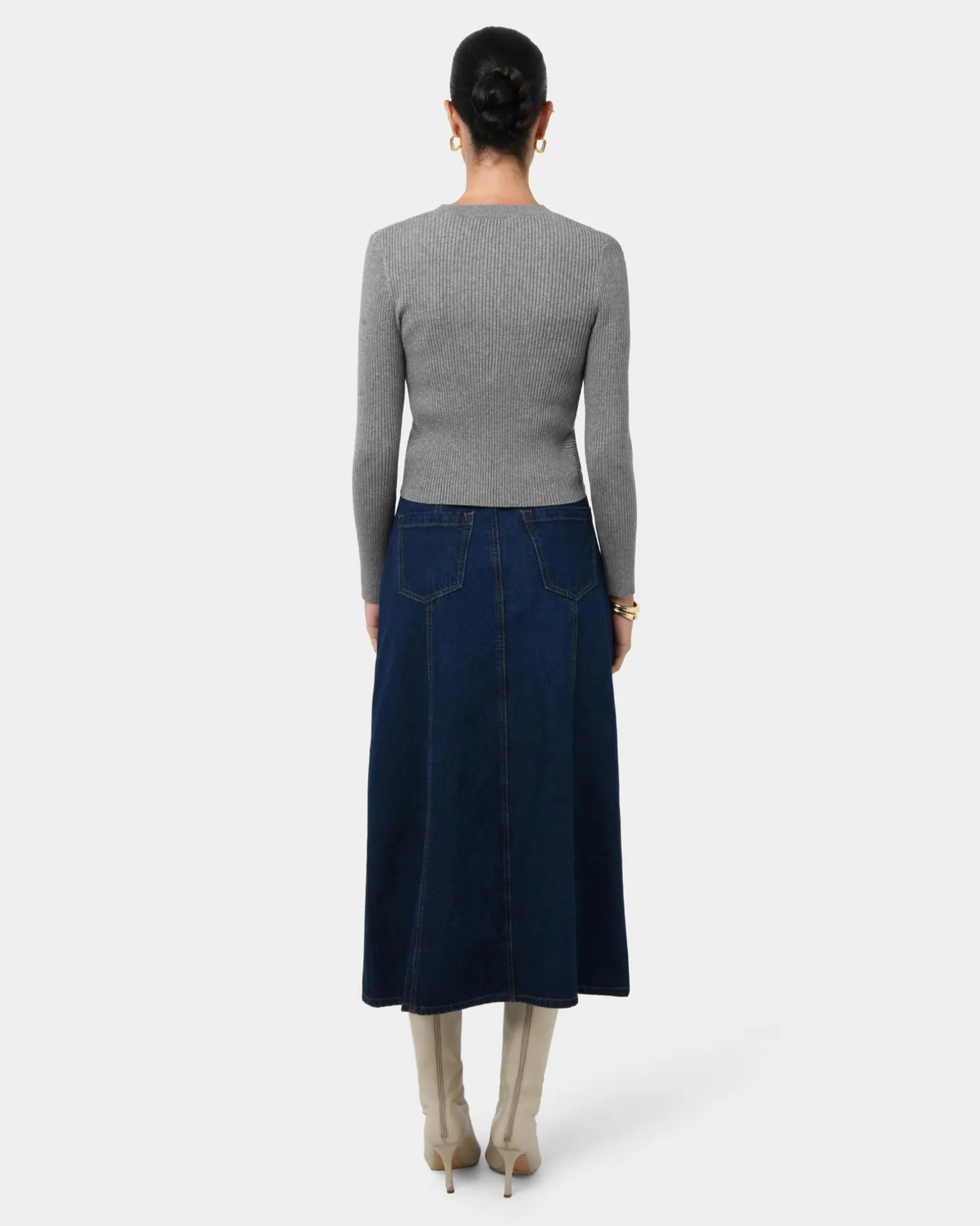 Abaya Button Crop Knit