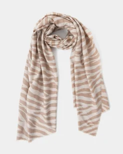 Ashly Scarf