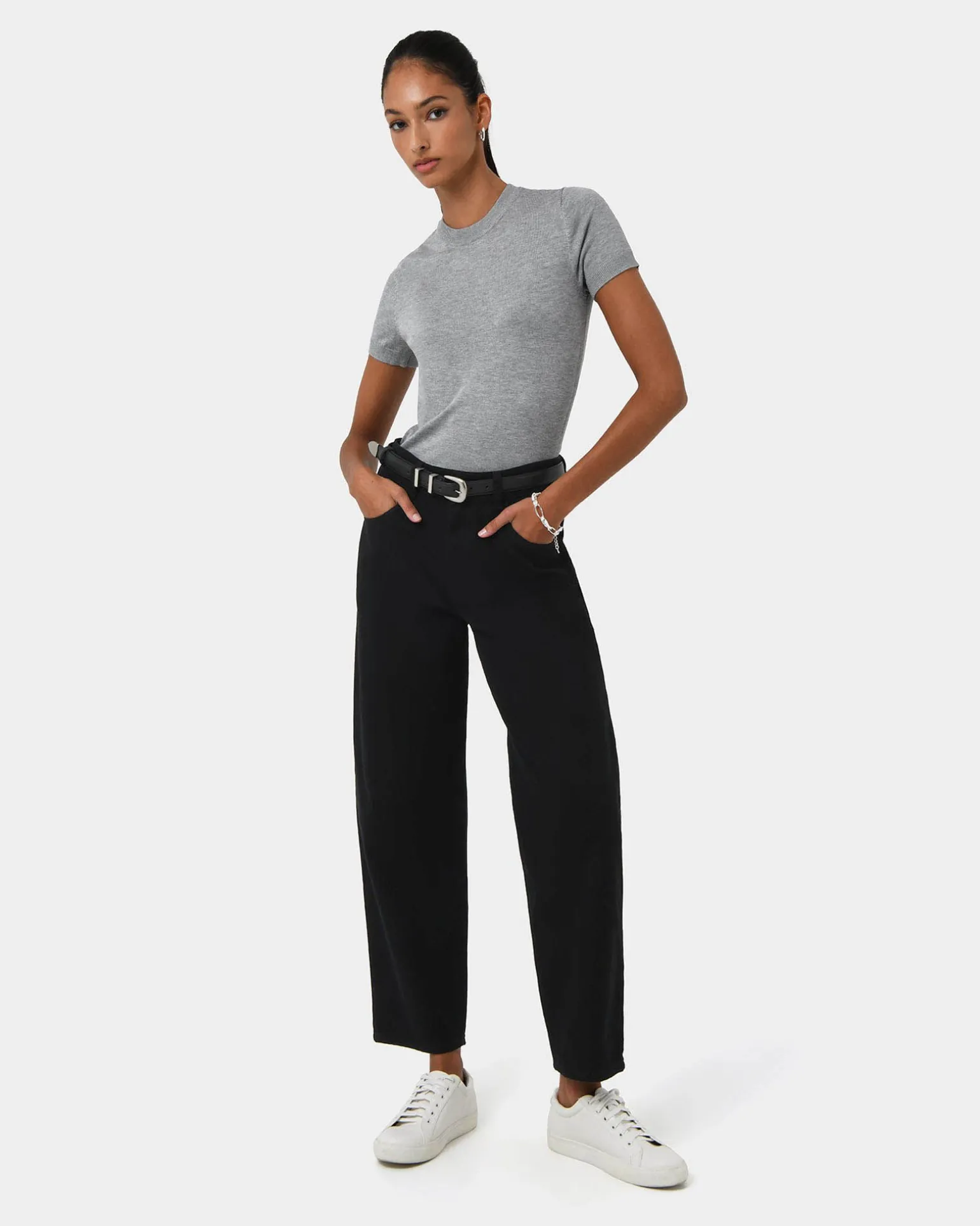 Leighton Barrel Leg Jeans