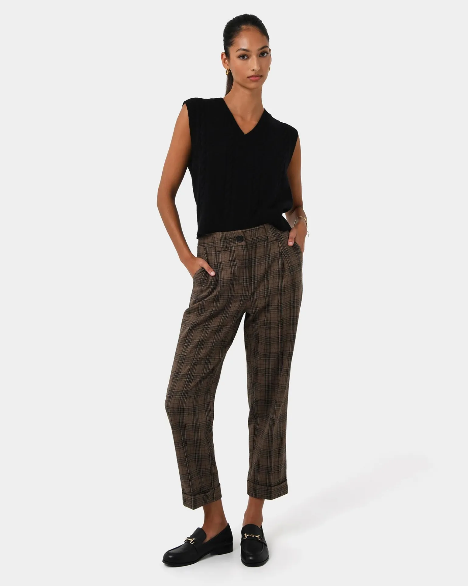 Rulia V-neck Knit Vest