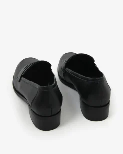 Sienna Classic Loafer