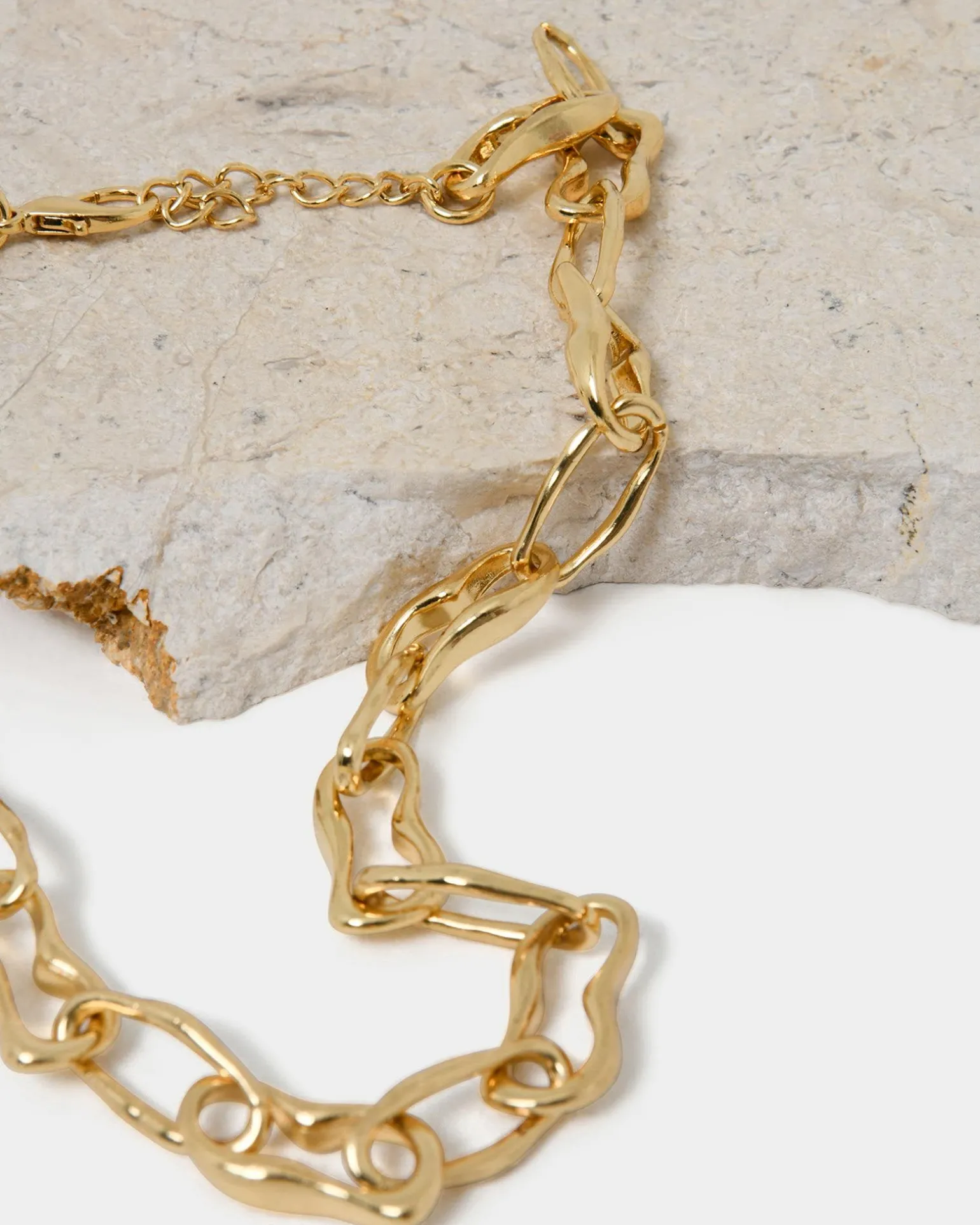 Winsley Chain Necklace