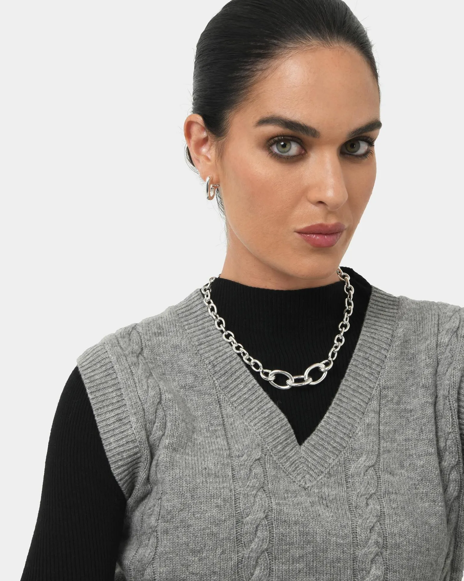 Witney Chain Necklace